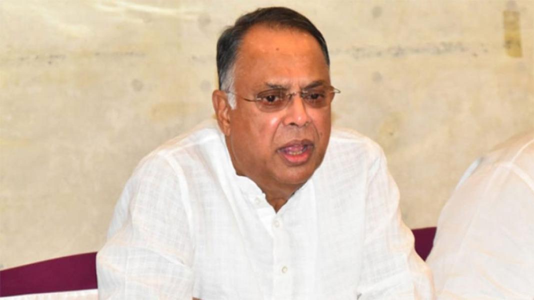 সংযুক্ত ছবি