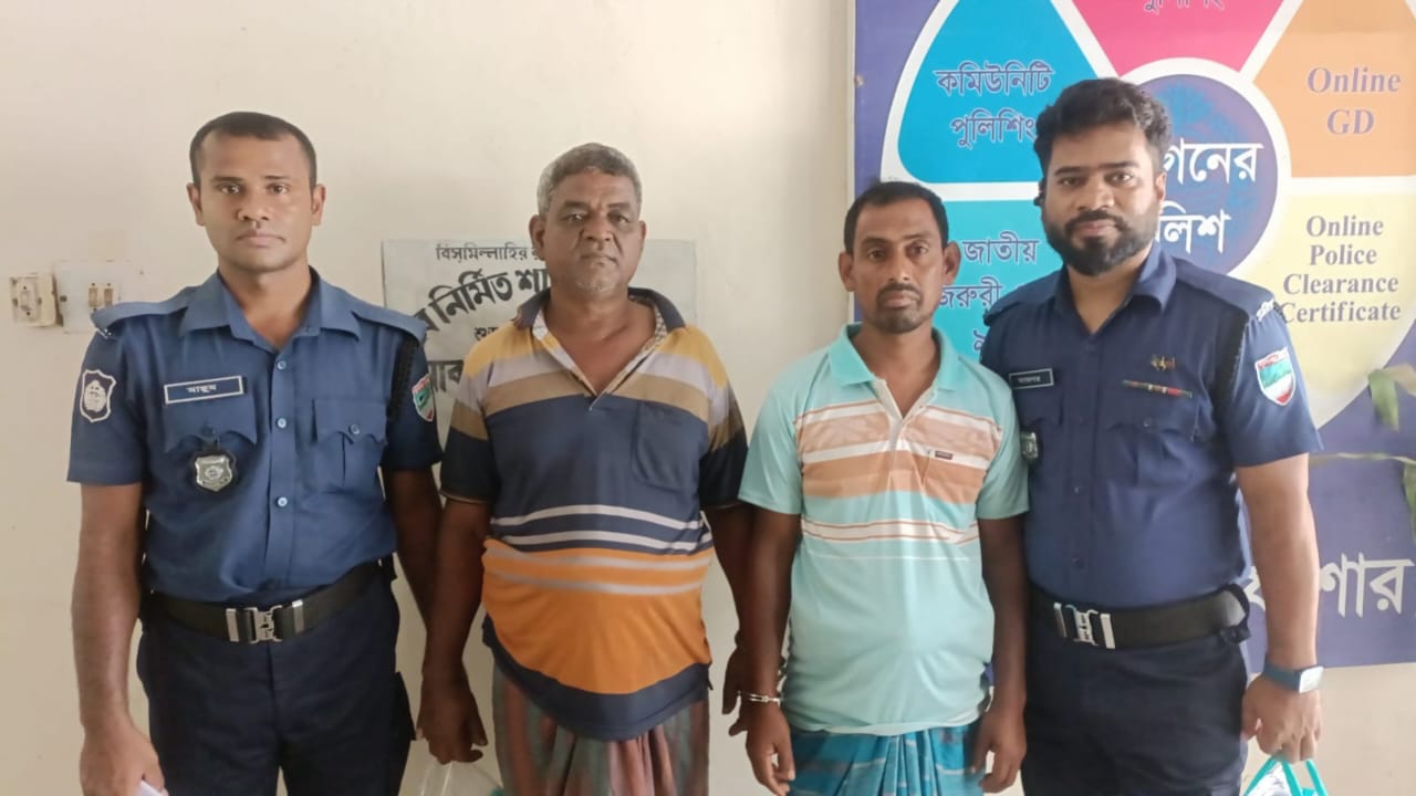 শার্শায় হতদরিদ্র নারীদের চাল ছিনতাই: ধলদা থেকে দুইজন আটক, পলাতক আরও দুই