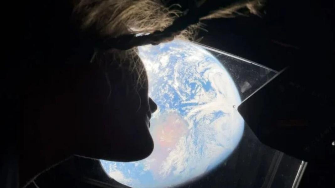 সংযুক্ত ছবি